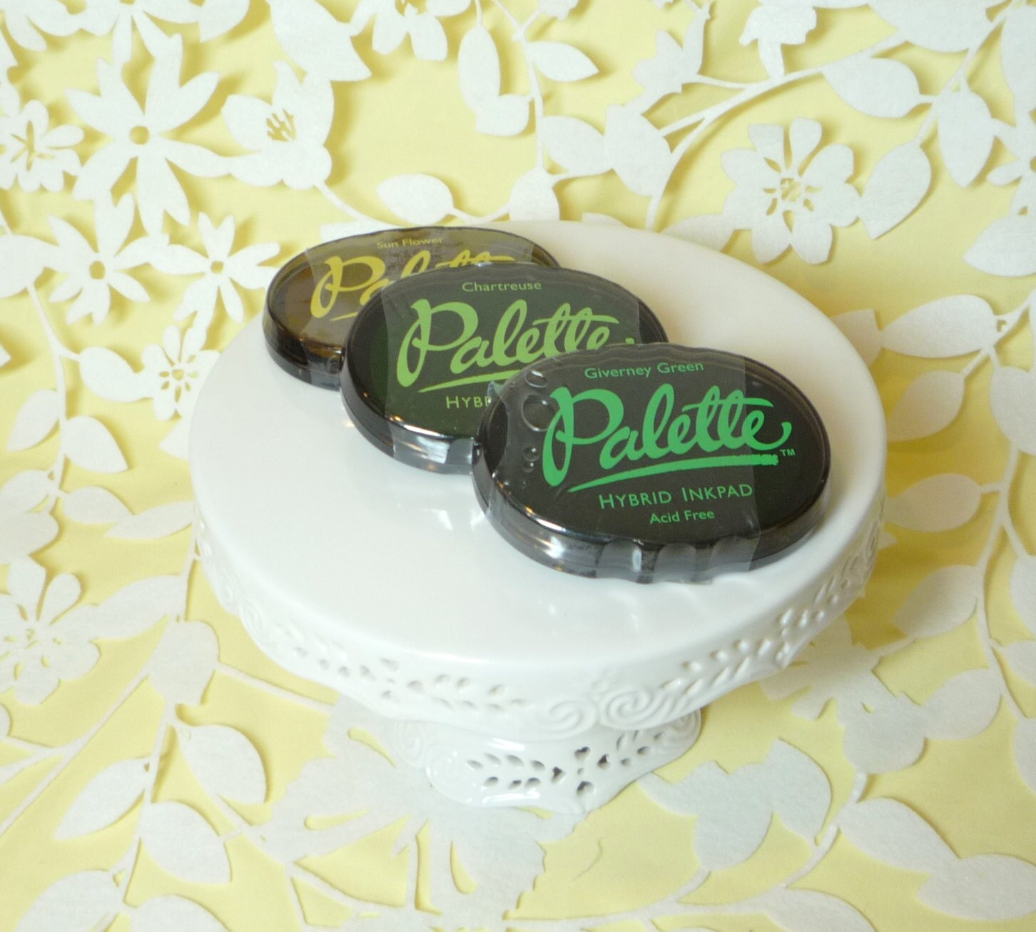 Palette Hybrid Ink Stamp Pad perfect for fabric paper wood