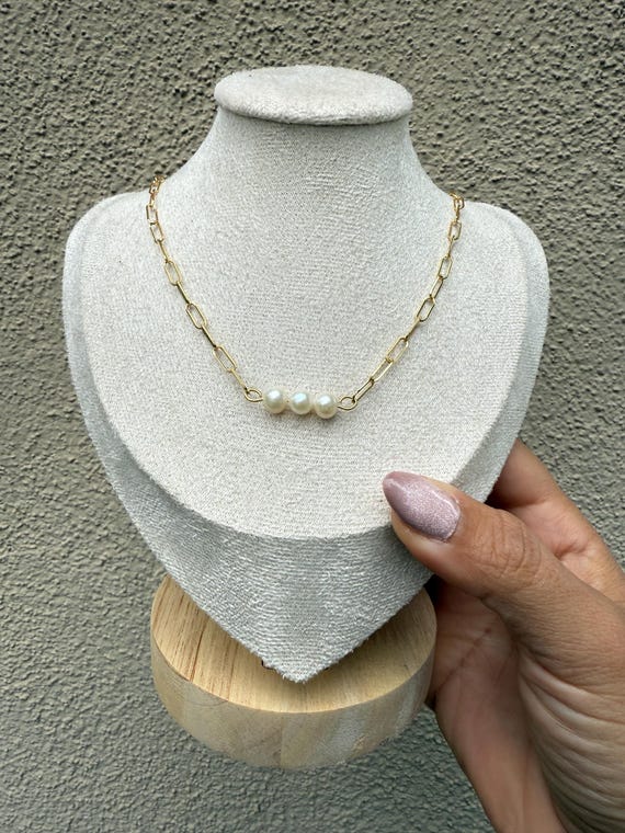 Odette Linked Pearl Cluster Gold Necklace