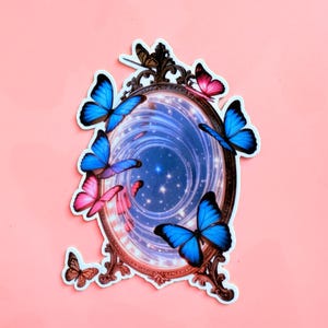Sticker miroir magique | Sticker portail papillon | Art fantastique lunatique | Miroir céleste | Fini mat | Ordinateur portable et décoration livresque| fantaisie