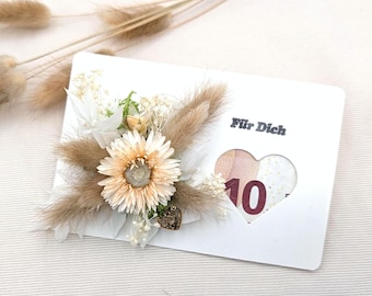 Tarjeta de regalo con flores secas y corazón en color blanco crema: tarjeta boho hecha a mano para cumpleaños, bodas, bautizos: un pequeño detalle de agradecimiento.