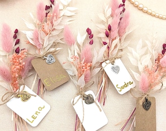 Recuerdo de boda: flores secas, mini ramo con colgante de corazón y etiqueta con nombre, personaliza la tarjeta de lugar de tu boda, decoración de mesa boho