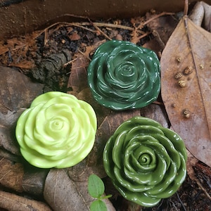 Jumbo Large GREEN 45mm Resin Rose Flower Beads