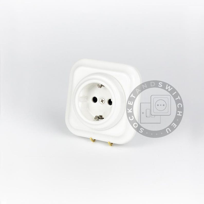 Square Ceramic Switch & Socket System – Build Your Set, Porcelain Modules, Schuko or Type E, EU Ø60, Black or White Type F Schuko Socket