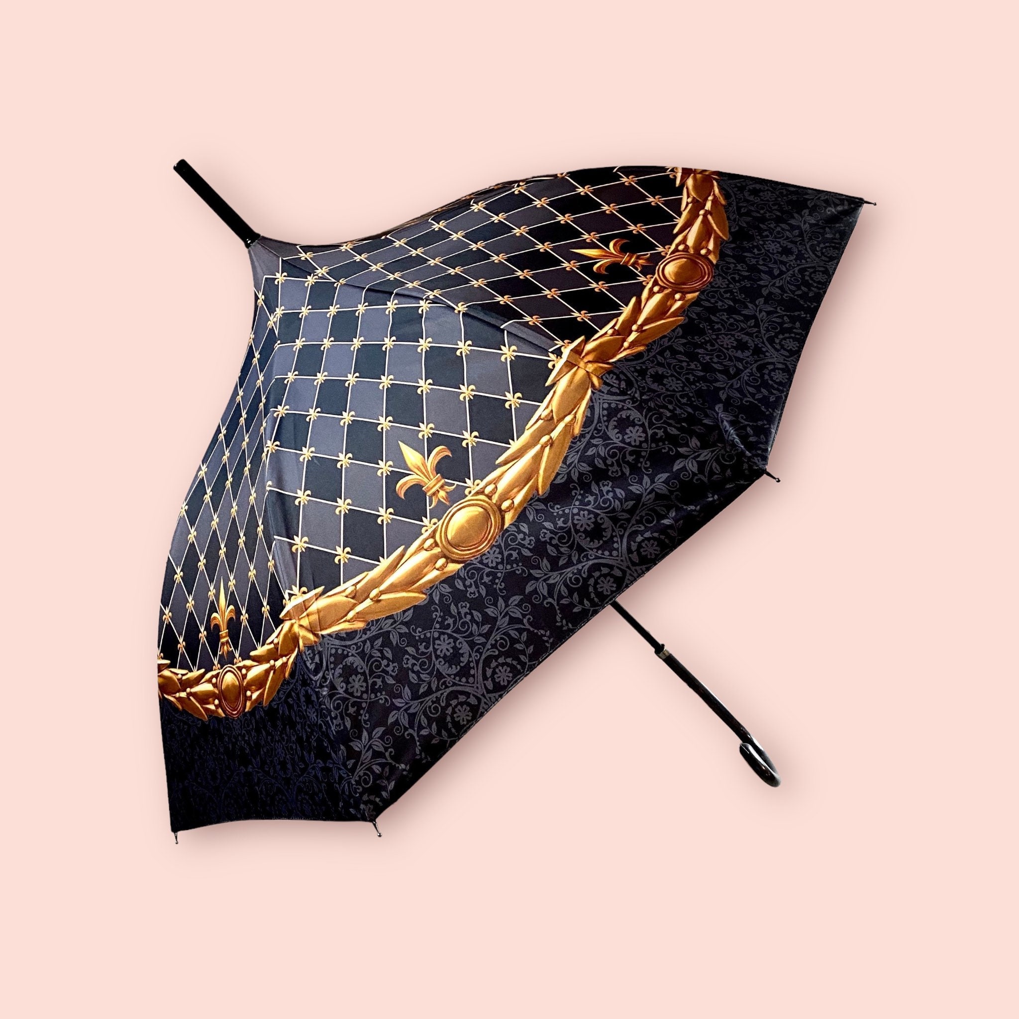 Authentic MENS/LADIES/UNISEX Louis Vuitton Umbrella Gold trim