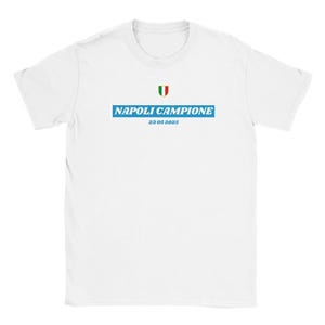 T-shirt Napoli Scudetto 2025, Maglietta Campioni d’Italia, SSC Napoli, Festa Tifosi, Regalo Calcio, Merch Serie A