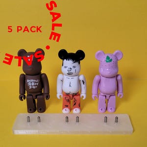 Plate by KAWS カウズ プレート Artware Editions
