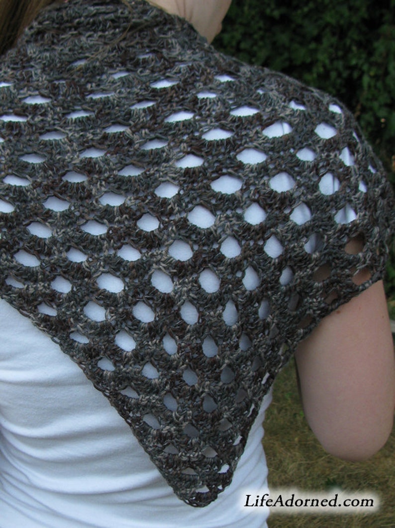 Crochet Pattern pdf Tapered Scales Shawlette image 4