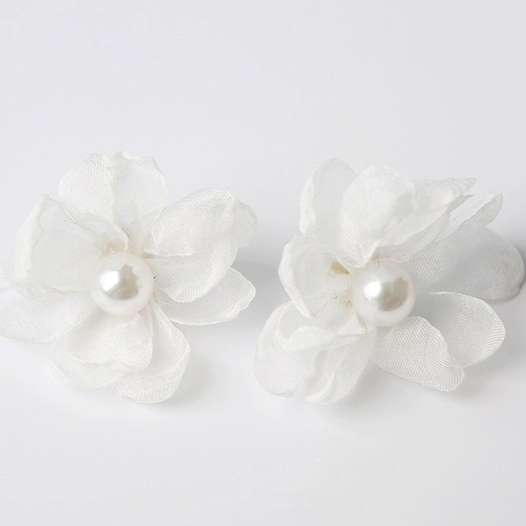 Elegant Earrings with Floral Beads main image 0