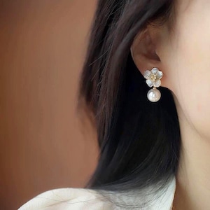 Flower Bridal Earrings | Wedding Jewelry | Bridal Jewelry | Wedding Earrings | Bride | Gift for her| Elegant Earrings