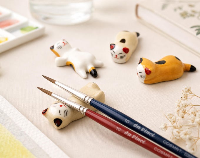 Handmade Ceramic Cat Pen Holder, Adorable Ceramic Watercolor Calligraphy Pen Holder Desktop Companion Watercolor Accessory Artist Gifts