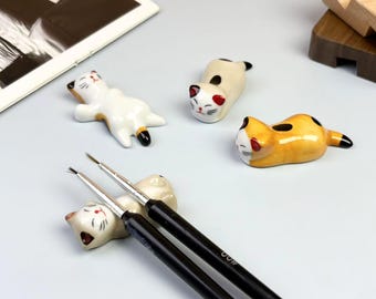 Handmade Ceramic Cat Pen Holder, Adorable Ceramic Watercolor Calligraphy Pen Holder Desktop Companion Watercolor Accessory Artist Gifts