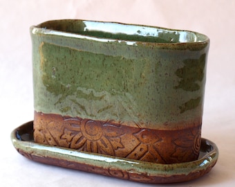 Handmade pottery planter, ceramic planter & saucer set, Planter with drainage holes