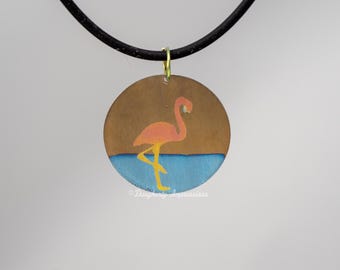 Colgantes de niobio hipoalergénicos de 1” con diseños de temática marina, tortuga, flamenco, delfín, velero, personalizables.