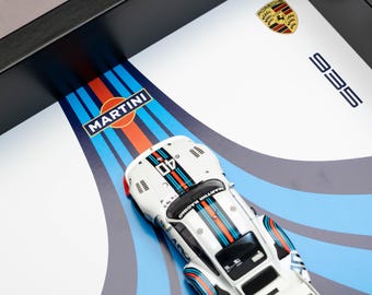 Porsche 935 Martini Le Mans 1976: 3D ingelijste auto 1:43 gegoten kunst aan de muur