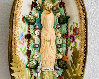 Quan Yin Mosaic Art: Vintage Soap Dish Shrine with Pearls hand made