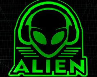 Alien with Headphones 3D LED Lightbox: Desk Decor