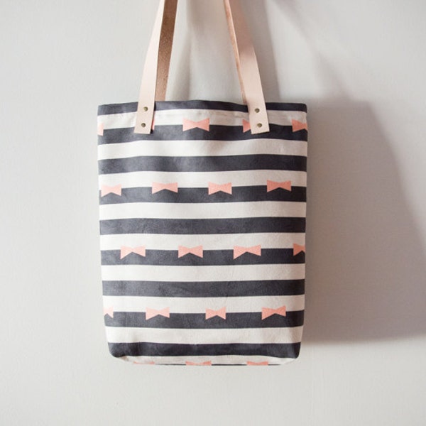 Stripe & bow tie Tote Bag / handbag