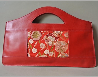 KAREN Kimono japonais & sac à bandoulière en cuir, papillon et fleur en rouge
