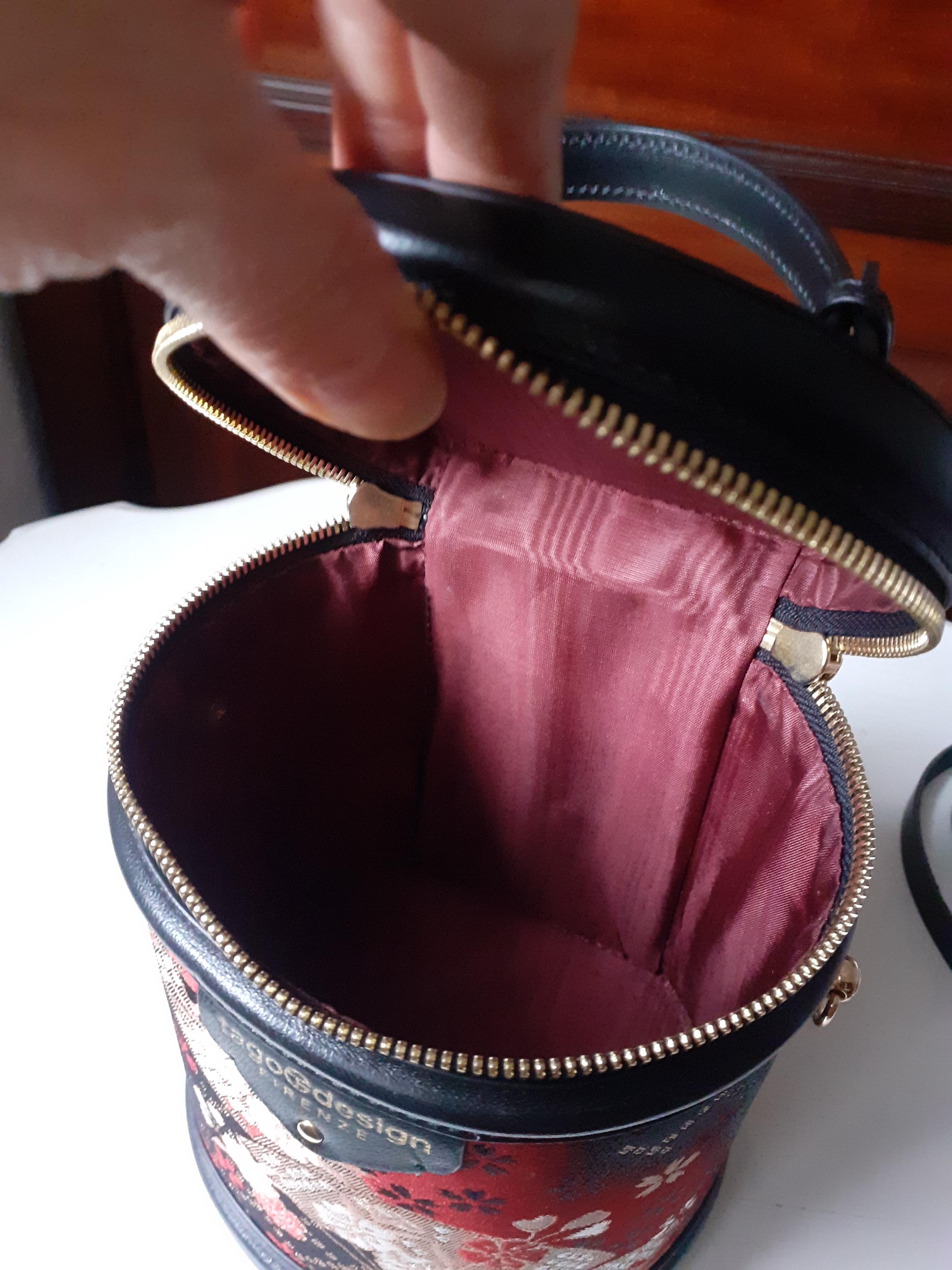 着物と革のシリンダーバッグ - 扇と桜、本革ショルダーベルト付き - Etsy