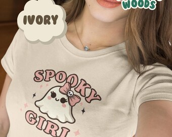 Camisa Spooky Girl Comfort Colors, camiseta coqueta de Halloween, camisa de bruja femenina, top de temporada espeluznante, linda camisa de Halloween con lazo fantasma