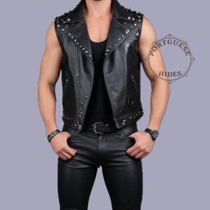 Blouson clouté fait main en cuir noir véritable pour homme - Blouson motard en cuir noir pour homme - Blouson en cuir noir à personnaliser - Cadeau pour lui