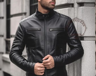 Handgefertigte Schwarze Leder Bikerjacke: Personalisierte Passform