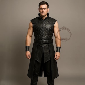 Gilet cosplay personnalisé en cuir noir : armure GN gothique Renaissance avec brassards