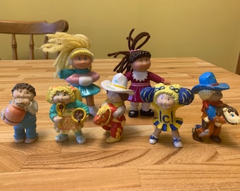 7 Vintage Cabbage Patch Kids Doll Figures