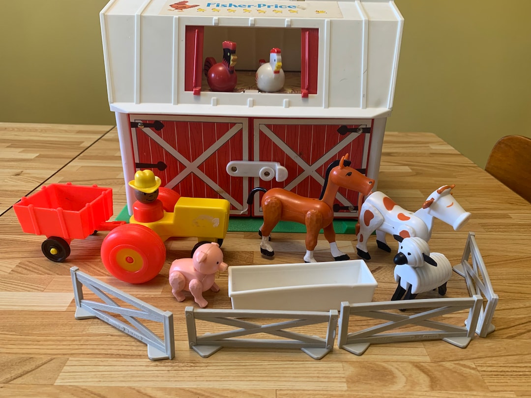 Vintage Fisher Price Barn Farm Little People Animals Children Playset