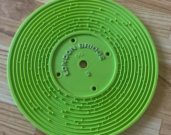 Vintage Fisher Price Music Box Record #995 Musical Toy London Bridge, Where has my Little Dog Gone #3