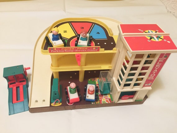 fisher price garage playset