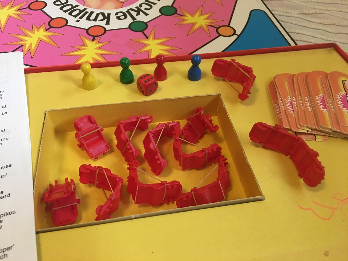 Knuckle Knipper Board Game 1979 Etsy