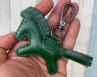 Small size - Beon the vegetable tanned leather horse charm ( All Dark green  )