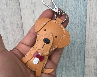 Small size - Luna the Labrador cowhide leather charm with lobster clasps version ( Dark cream )