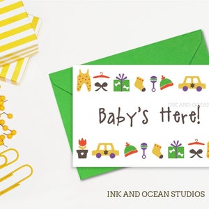 Confezione da 5 - carino "Baby di qui" e carte. adatto per bambino ragazza o ragazzo. Unisex