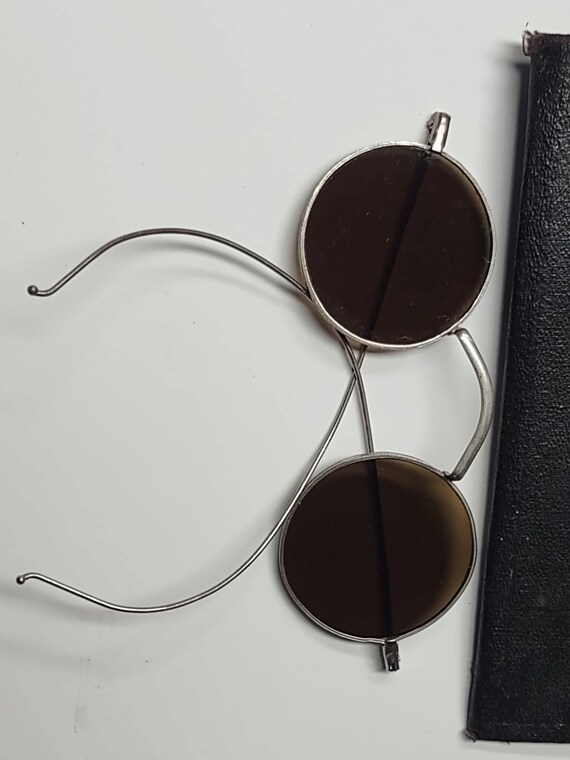 Vintage Wilson sunglasses with wire frame