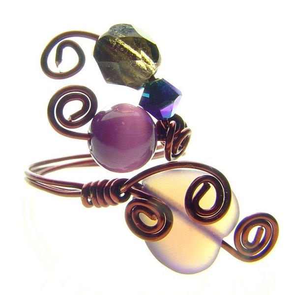 Adjustable wire ring with HEART bead - 8 to 9.5