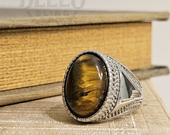 Men's Tiger Eye Signet Ring: Stainless Steel Comfort Band