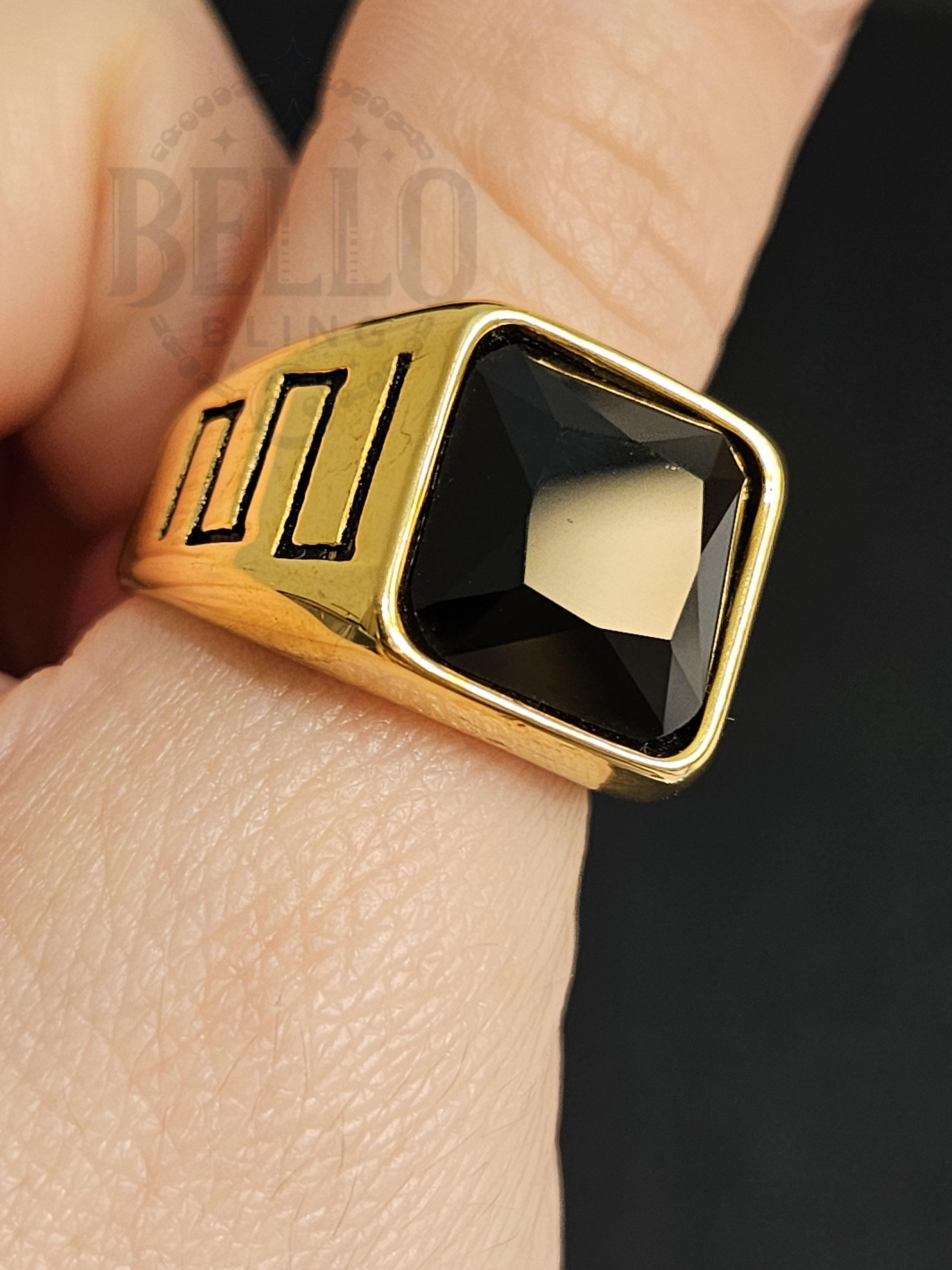 Bague Chevalière Plaqué Or 18k Avec Onyx - Taille 60, Occasion Comme Neuve