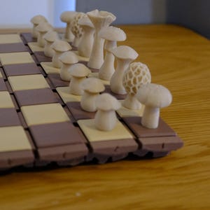 3D Printed Mushroom Chess Set | Unique Travel Game image 4