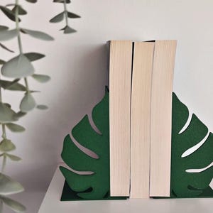 Boekensteunen met monsterabladeren |  Tropisch moderne esthetiek | Gratis verzending | Housewarmingcadeau natuurliefhebber | Groene natuur woondecoraties