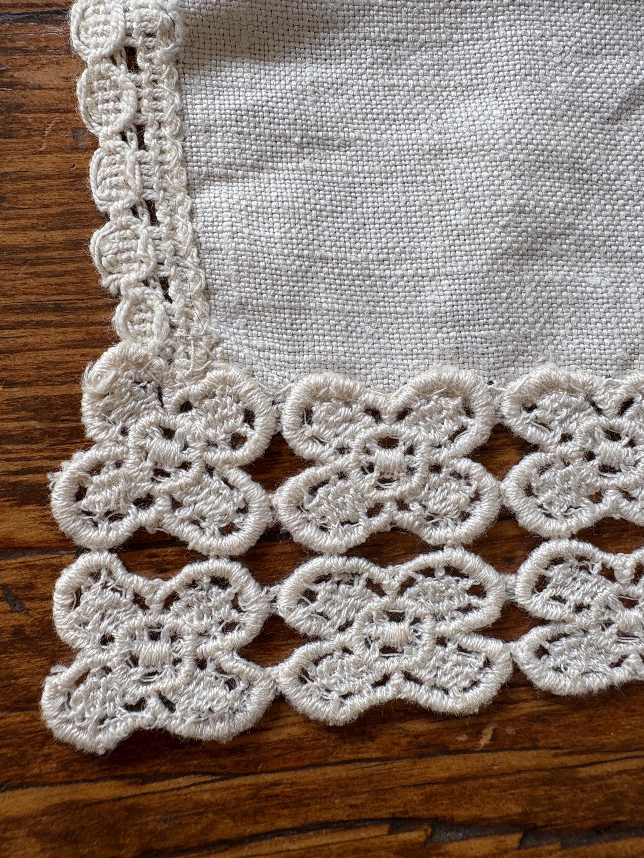 Hankie With Crochet Lace Edge - Etsy Denmark