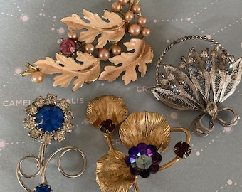 Vintage Flower Brooches