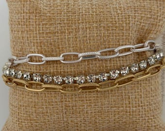 Dreireihiges, zierliches Mixed-Metall-Armband mit silberner Strasssteinkette