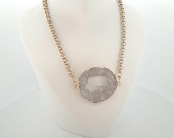 Gold Rolo Necklace with Gold-Plated White Druzy Agate