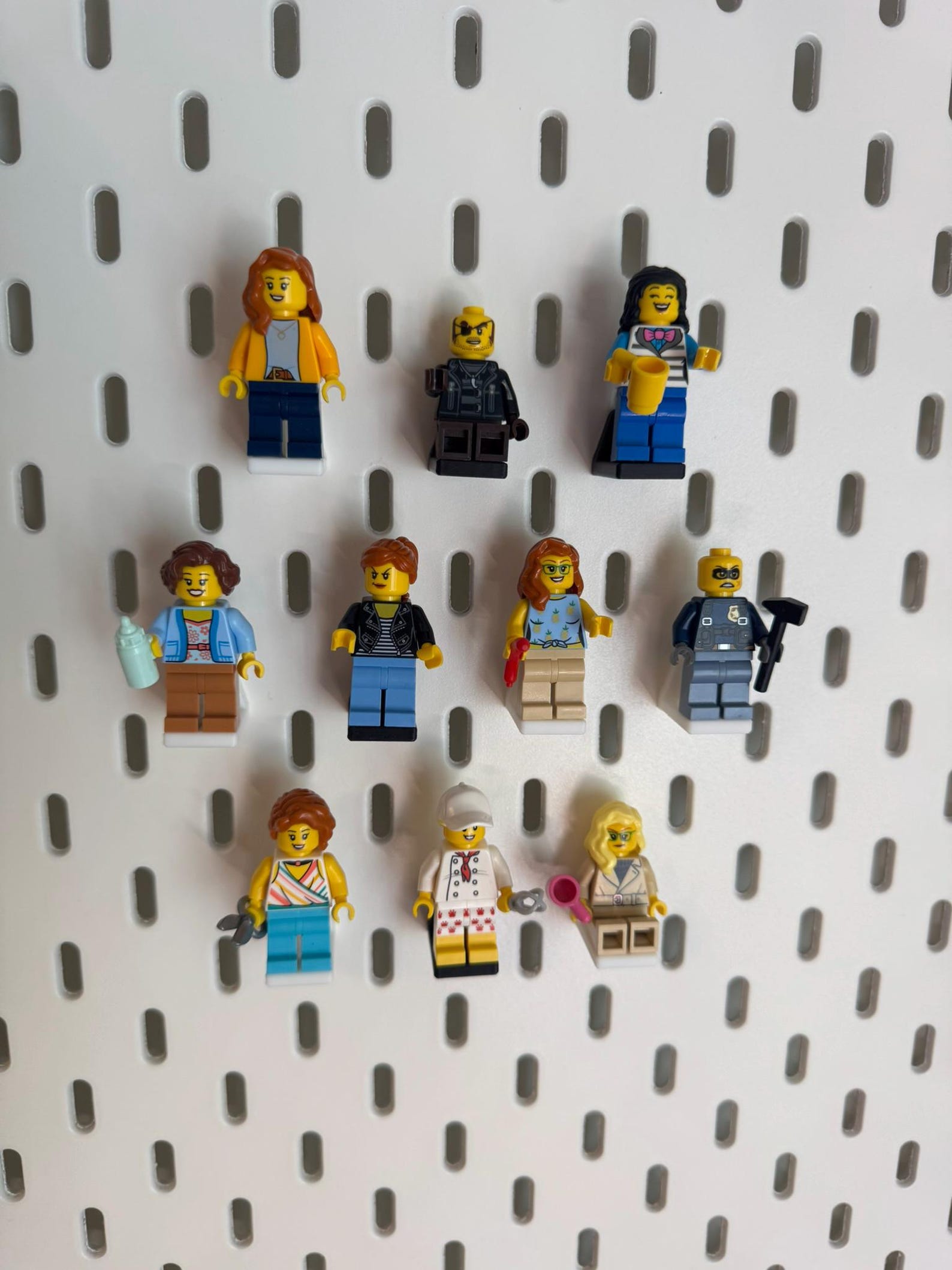 Minifigure Display Hook Stand for IKEA Skadis Uppspel Pegboard - Minifig Holder 3D Printed Display Clip