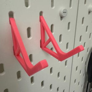 Krokar till spelkontroll: Universell passform för IKEA SKADIS Pegboard bild 6