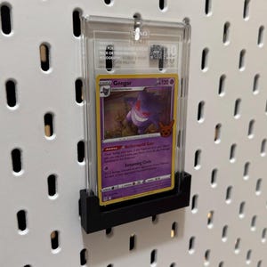 Supporto per carte collezionabili TCG di qualità TAG per pannello forato IKEA Skadis / Uppspel