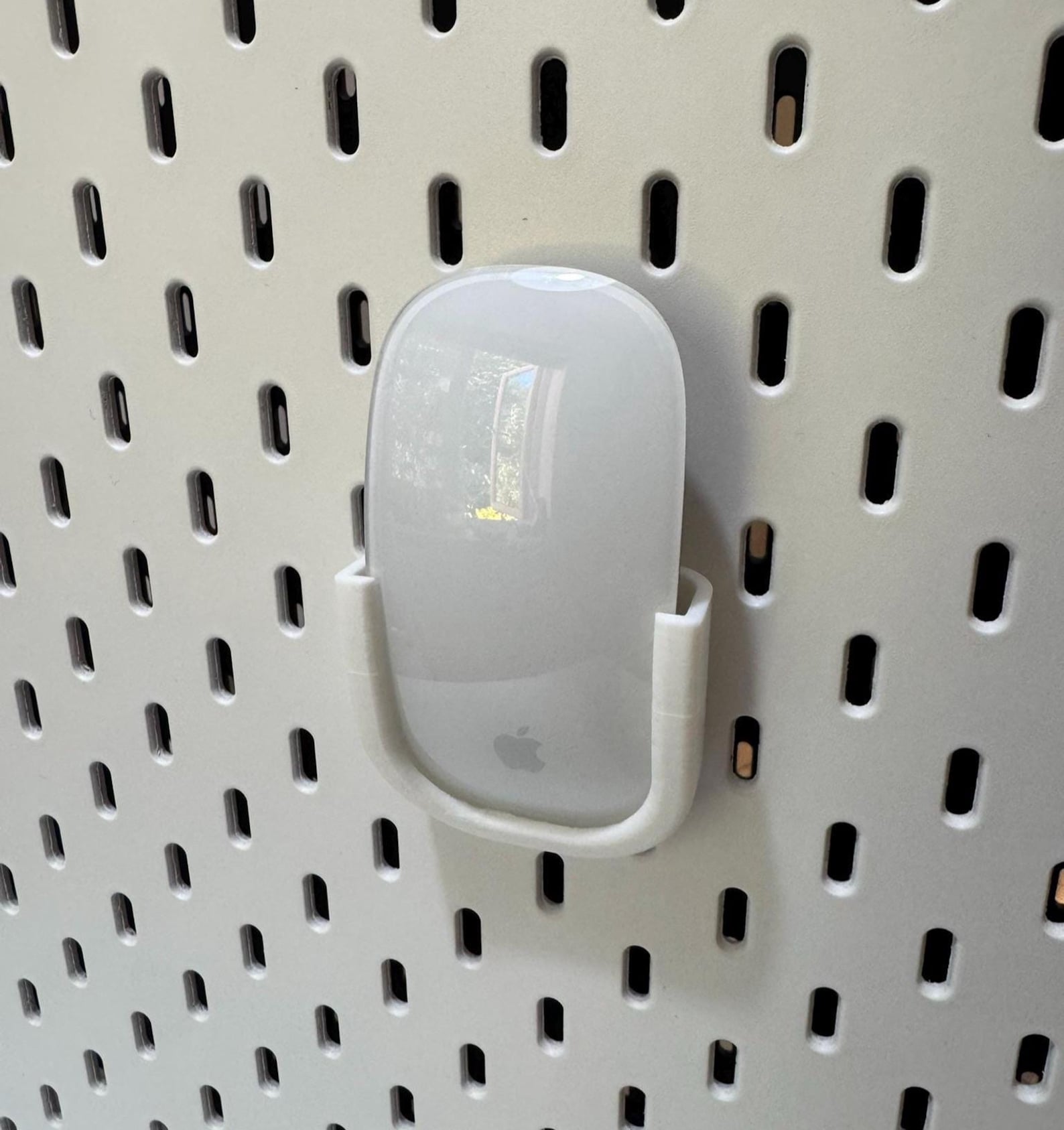 Apple Magic Mouse Cup Holder Display Hooks Stand for IKEA SKADIS / UPPSPEL Pegboard