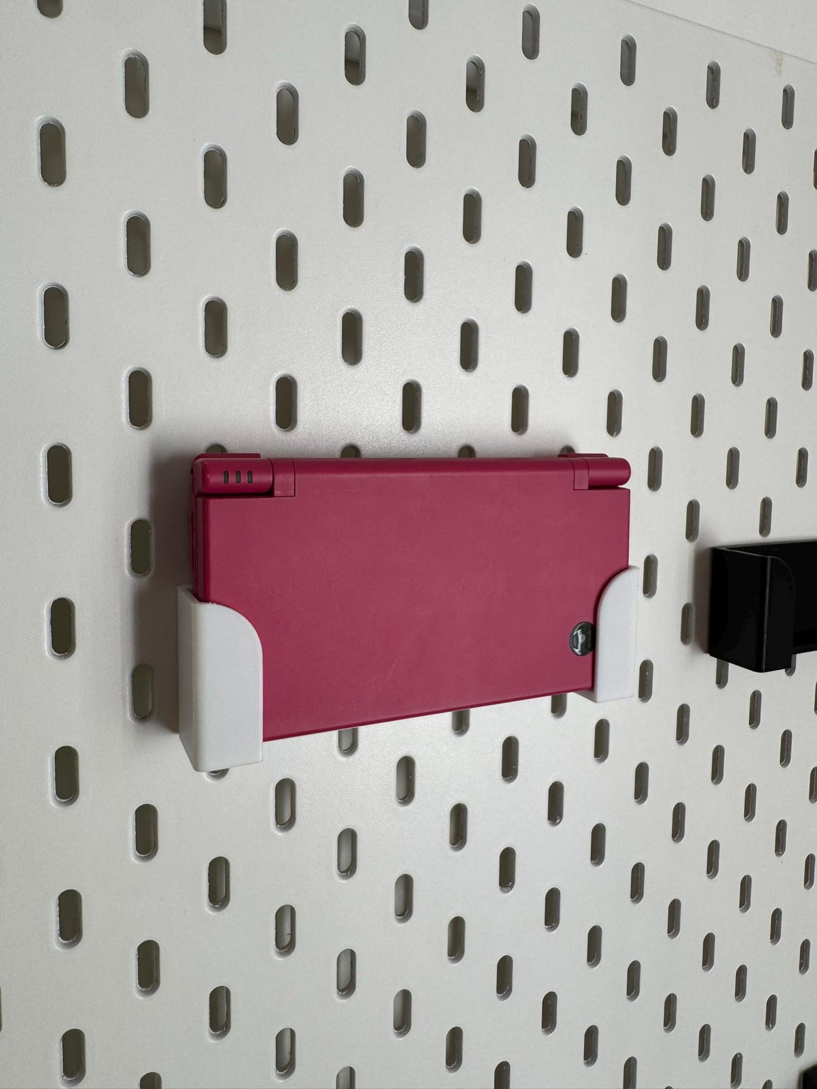 Nintendo DSi Holder Stand Console for Ikea Skadis Uppspel Pegboard